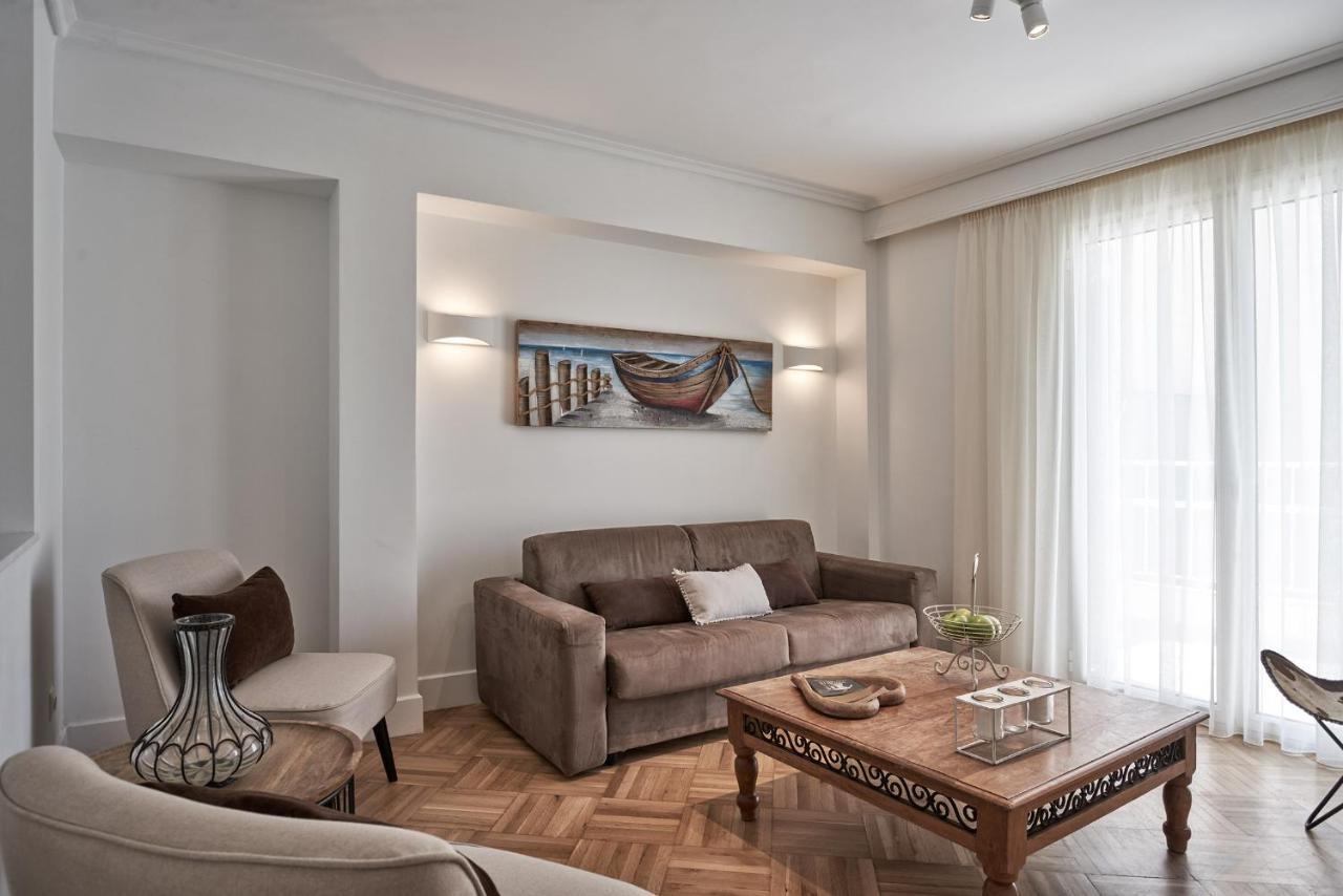 Marvelous N Bright Apt Next To Megaro Mousikis 雅典 外观 照片